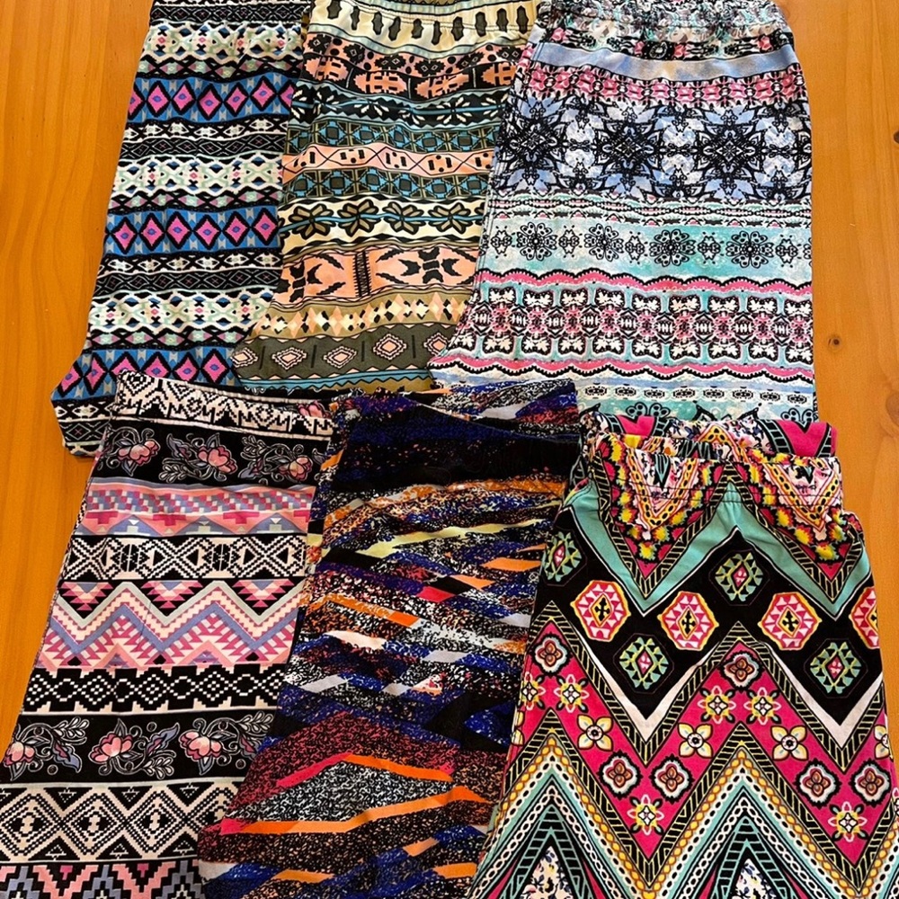 Lot of 6 boutique leggings similar to Lularoe